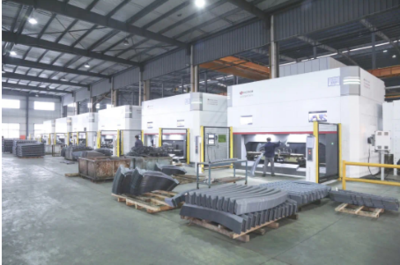 機械設(shè)備的演進及其在現(xiàn)代工業(yè)中的應用